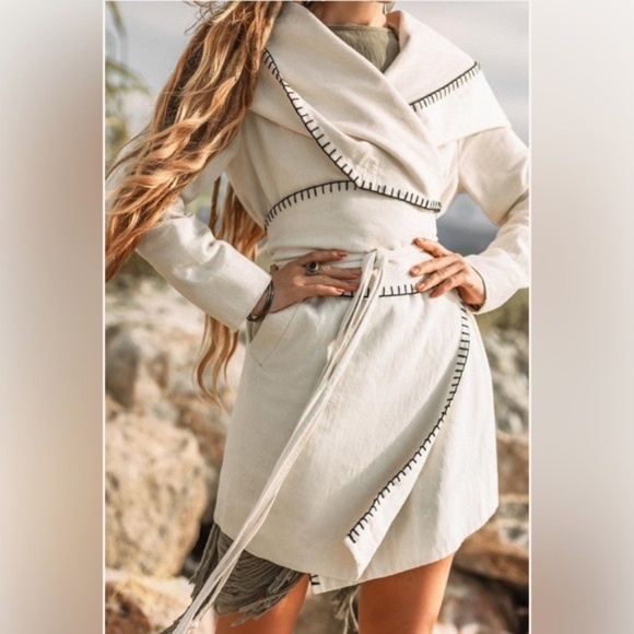 💞NWT AYA Sacred Wear Warm Boho Hoody Cardigan Off-White Belted Wrap Cardigan💞 - Picture 4 of 15